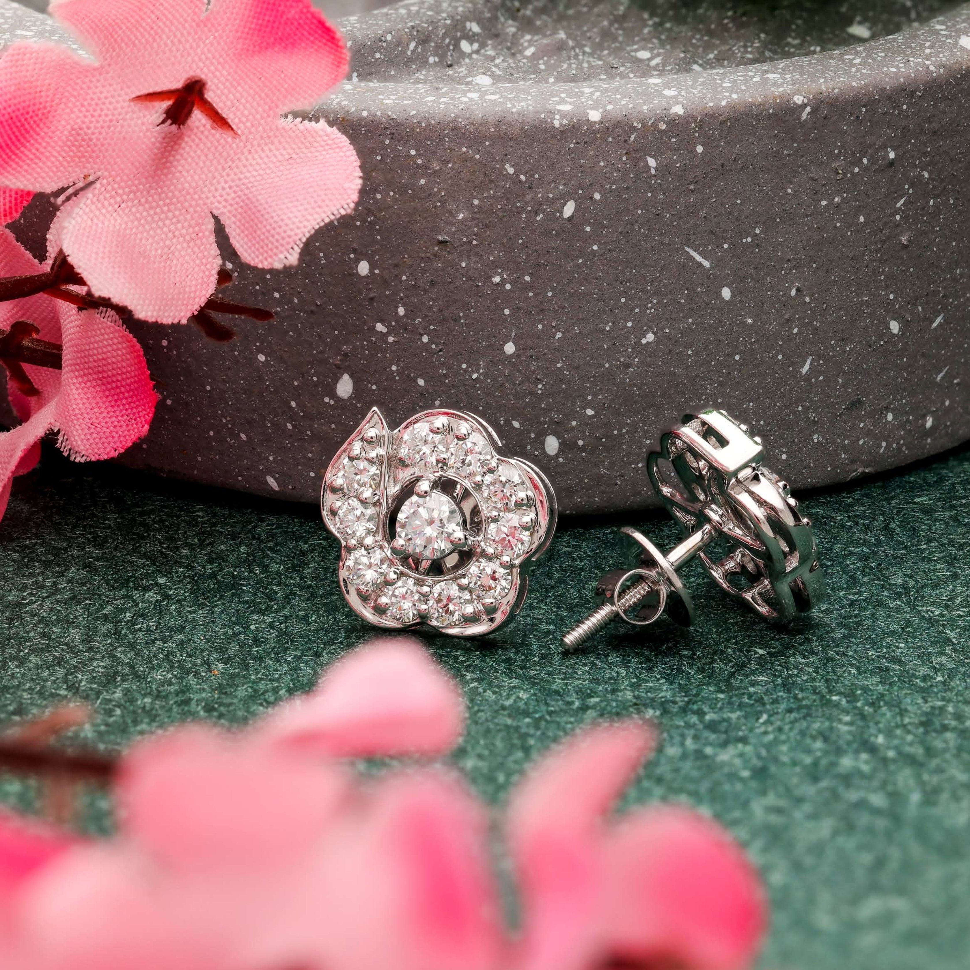 Kenneth Jay Lane Pave Crystal Flower Earrings Diamond Jewellery