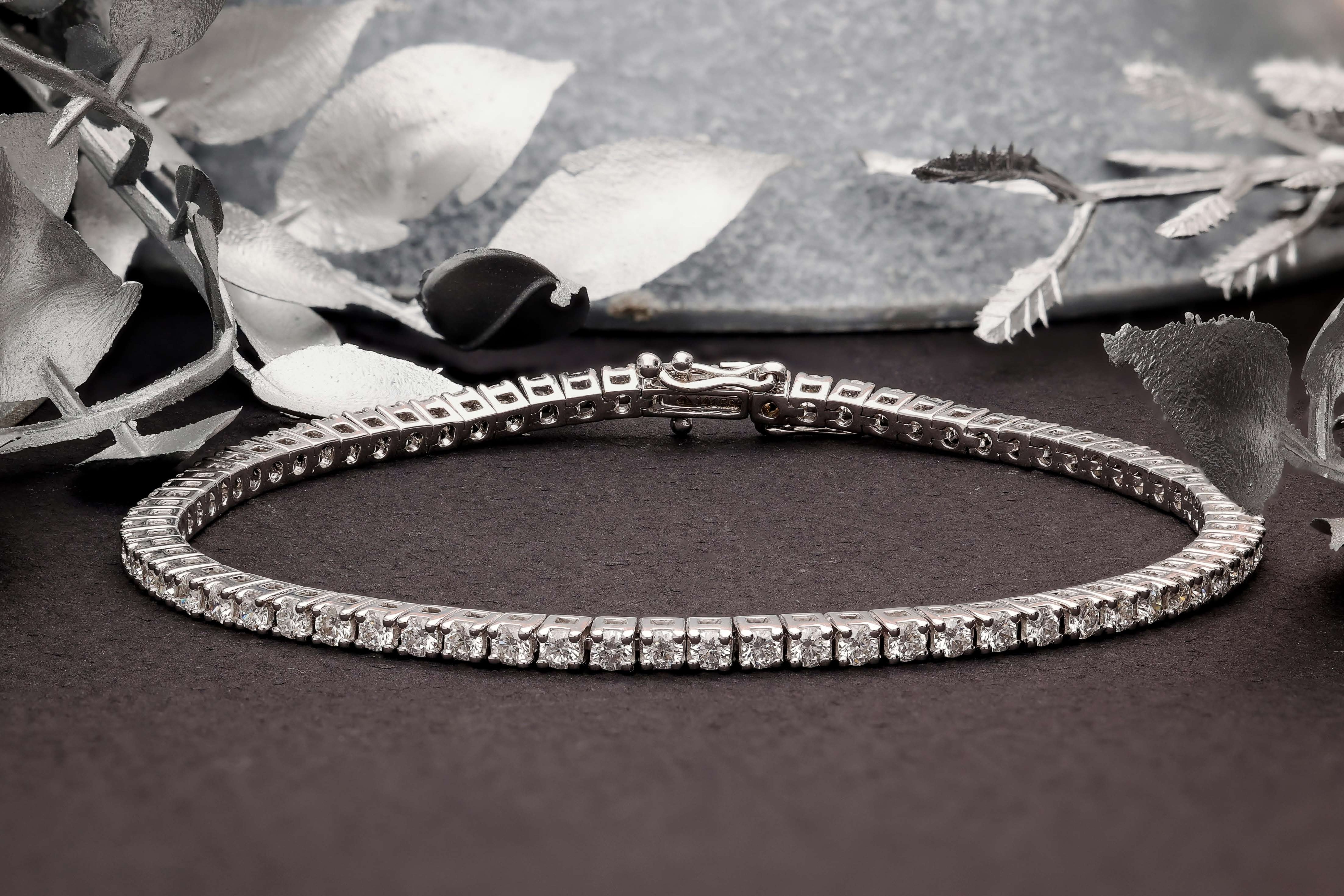 Classic Solitaire Tennis Bracelet Diamond Jewellery