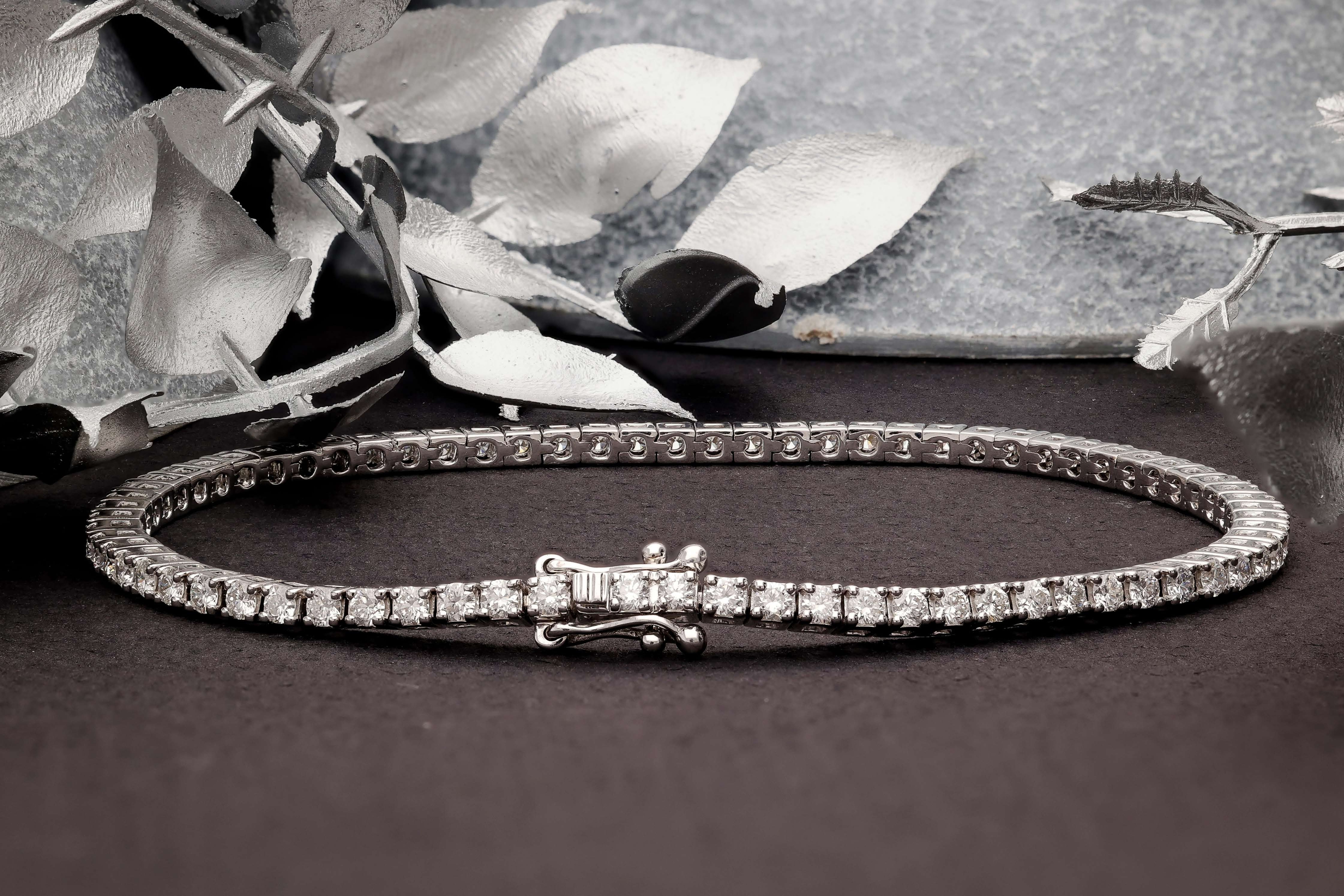 Classic Solitaire Tennis Bracelet Diamond Jewellery