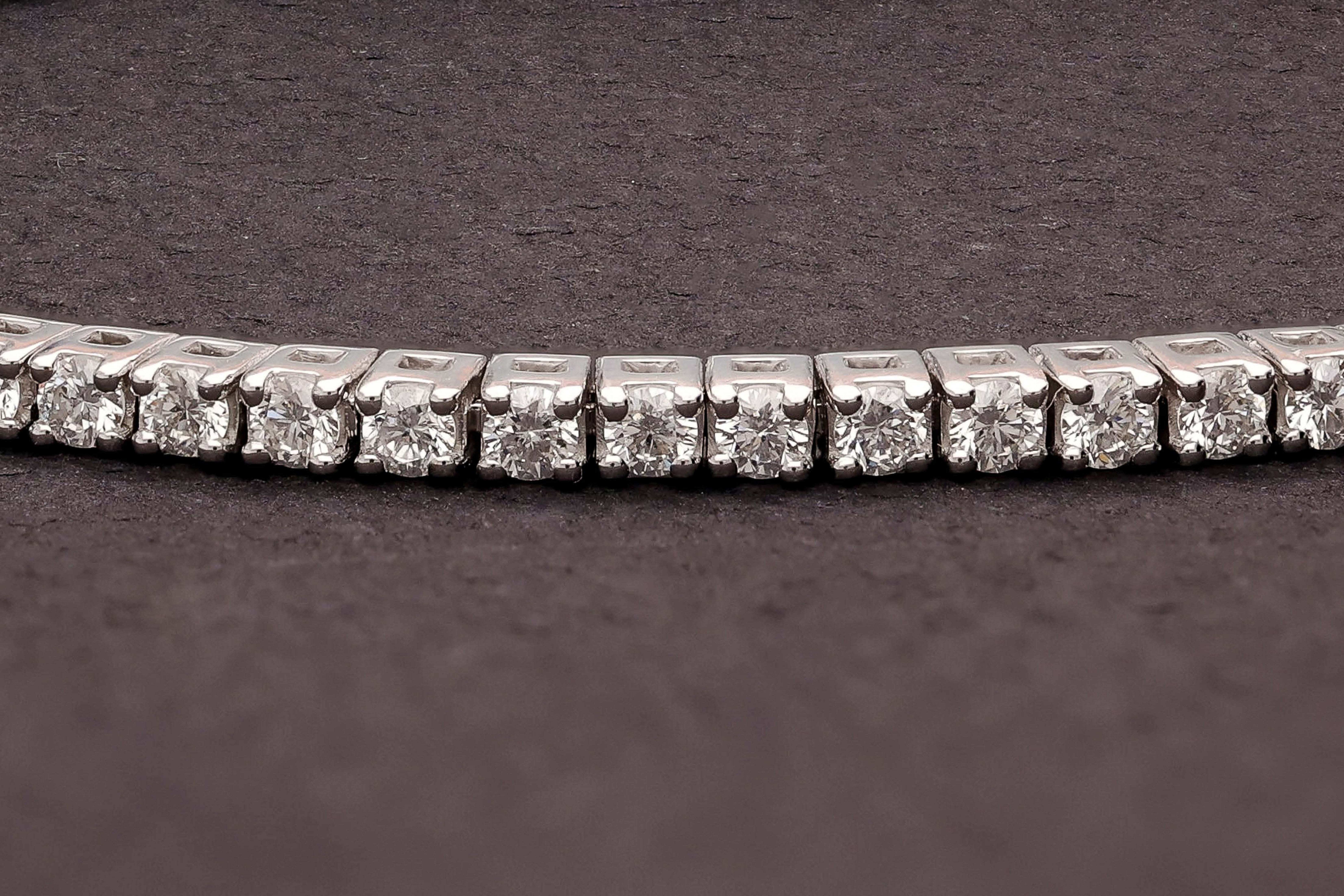 Classic Solitaire Tennis Bracelet Diamond Jewellery