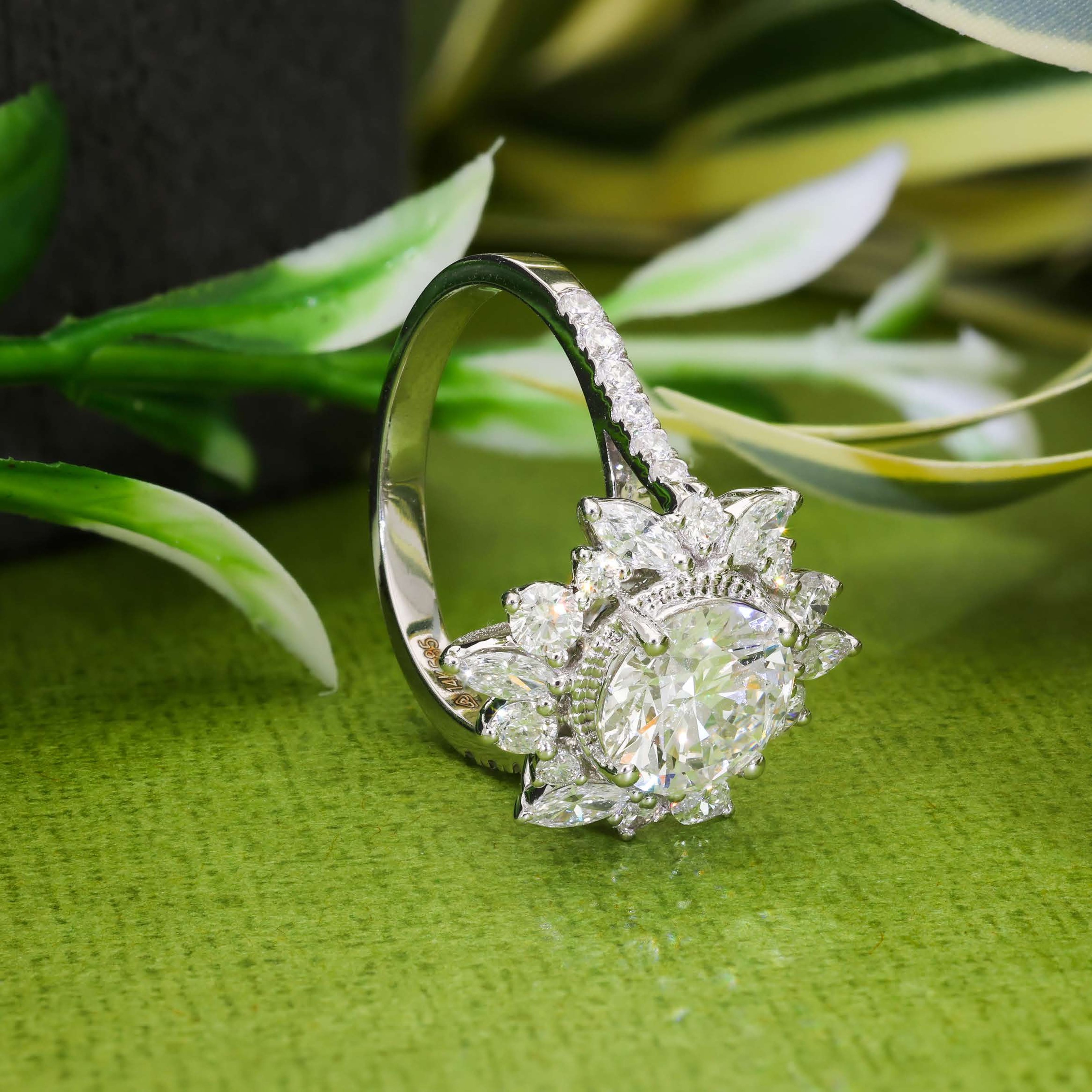 Lab Grown Diamond Sunflower Halo Engagement Rings Diamond Jewellery